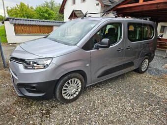 Toyota proace city verso Long, najeto 50 000km, 7 míst
