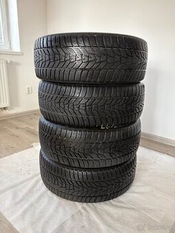 Zimní pneu 4ks Hankook 215/45 R18 93V