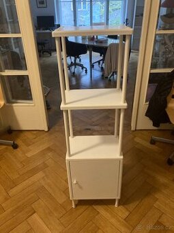 Koupelnová police IKEA