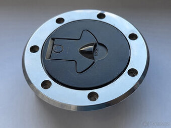 Prodám originální víčko nádrže Kawasaki