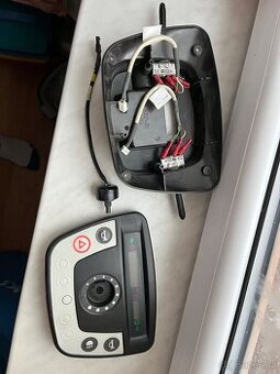 Trophy booster 6 nahradni díly volant