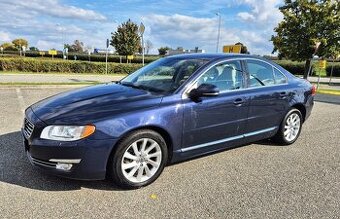VOLVO S80 D4 120 KW 5-VÁLEC XENON NAVI MANUÁL  1MAJITEL