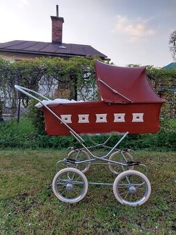 Retro kočárek Liberta