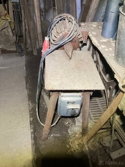 štípačka na dřevo