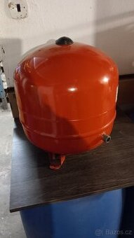 Expanzni nadoba 35l