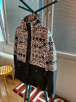 Lyžařská bunda značky Authority