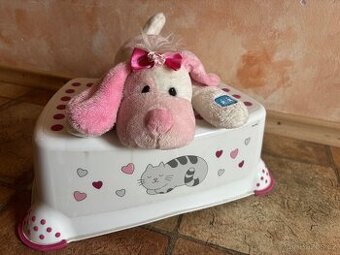 Stupínek k záchodu