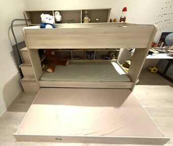 Patrová postel s přistýlkou