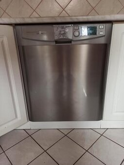 Vestavěná myčka značka FAGOR