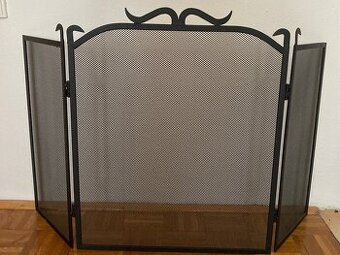 Zábrana kovová pro kamna a krby