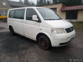 VW Transporter T5 1.9 TDI 9 míst