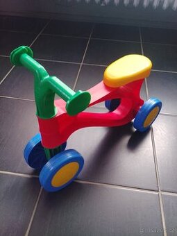 Tříkolka Lena pro nejmenší, 18m+