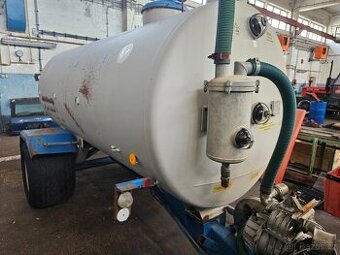 traktorový fekál MEPROZET 4,3 m3