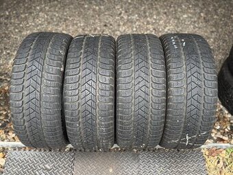 215/45/17 - Pirelli zimní sada pneu