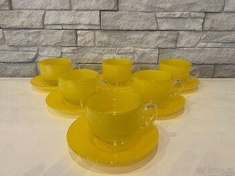 Sada 6 kusů šálků s podšálky