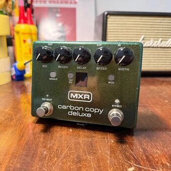 Dunlop MXR Carbon Copy Deluxe Delay