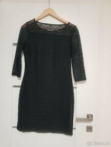 Dámské černé krajkové šaty FF 40