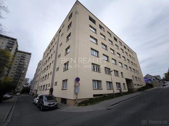 Exklusivní prodej - cihlový byt 1+kk 14m2 Zlín Lorencova (ve