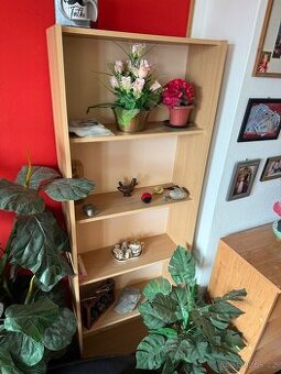 Skříň otevřená s policemi 2ks