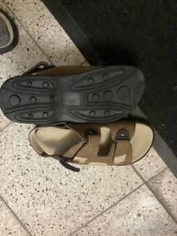 Prodám NOVÉ sandaly