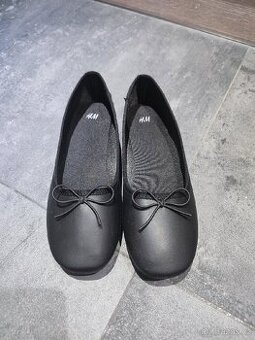 Dívčí baleríny H&M, vel. 36