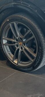 Pneu pirelli 305/35/21 a 275/40/21