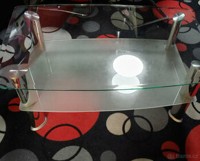 Skleněný konferenční stůl