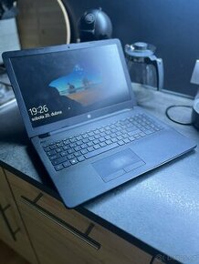 HP Notebook - 15-rb027nc AMD CPU, SSD