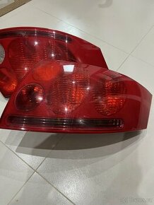 Zadní světla Audi TT MK1 8N