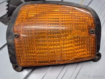 Přední blinkr Škoda 120 - 130 L