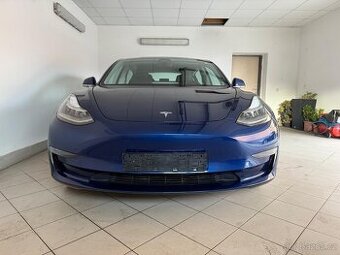 TESLA model 3  LR