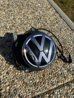 Kamera ve znaku VW golf , passat