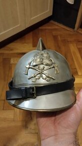 Hasičská přilba/ hasičská helma