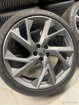Original Audi sport Q3 RSQ3 F3 r21 5x112 255/35/21