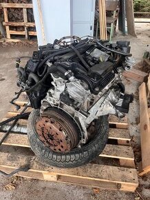 Motor bmw N42B18A