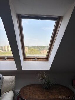 Střešní okna Solara podobná Velux 10 ks