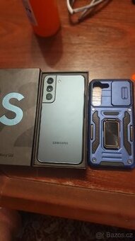 prodám galaxy S22 ,8gb ram ,128 interní paměť.