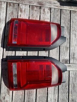 Zadní lampy T5/T6 originál na výklopnou verzi /nejsou LED