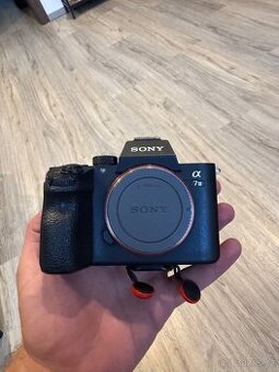 Sony A7 III