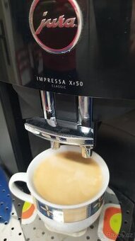 Kávovar JURA Impressa Xf50. 4000Kč