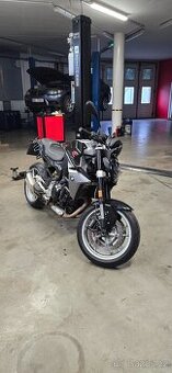 BMW F900R CZ