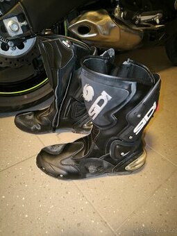Boty Sidi vel. 44