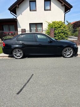 BMW E90 330xd 170kW - automat, M-paket