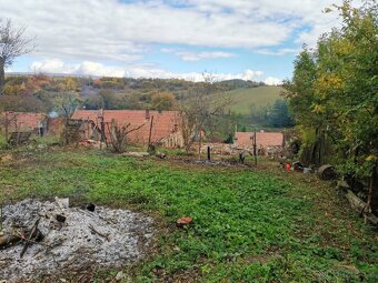 Pozemek 925m s RD k demolici, obec Blišice čp. 57