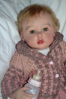 Prodám culíkatou reborn holčičku Erin za výhodnou cenu