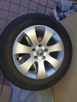 Alu Škoda r16 + zimní pneu Barum