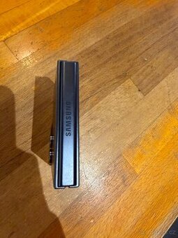 Samsung Galaxy z flip7 256gb . Zánovní stav 