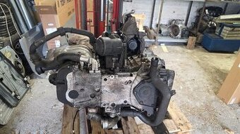 VW T5 2,5tdi 96kW , kompletní poškozený motor BNZ