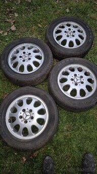 Alu kola Mercedes