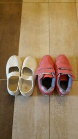 Divci botasky + cvicky vel.27